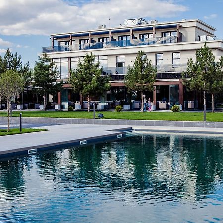 Riviera Zoloche Resort & Spa Vishenki  Exterior photo