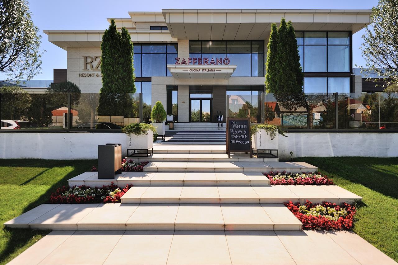 Riviera Zoloche Resort & Spa Vishenki  Exterior photo