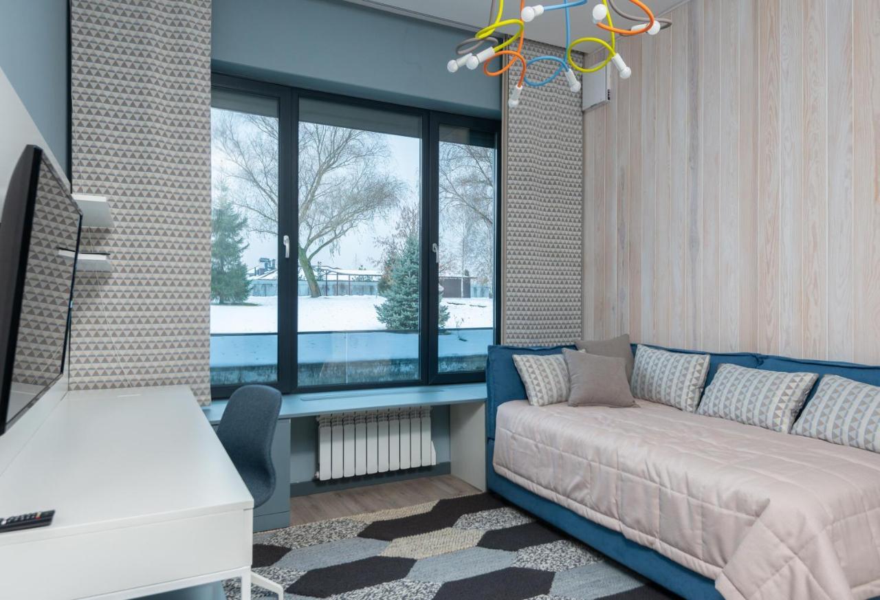 Riviera Zoloche Resort & Spa Vishenki  Exterior photo